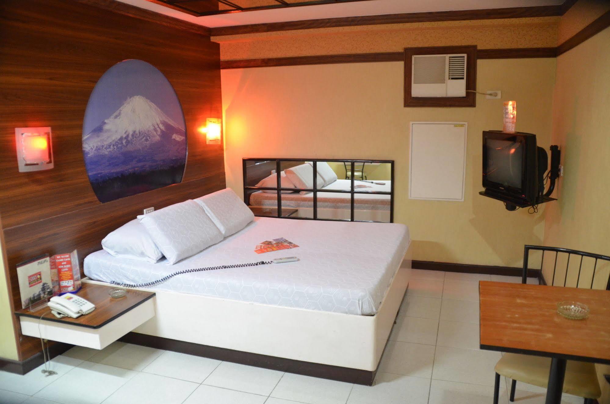 Hotel Sogo Sta Mesa Manila Zewnętrze zdjęcie