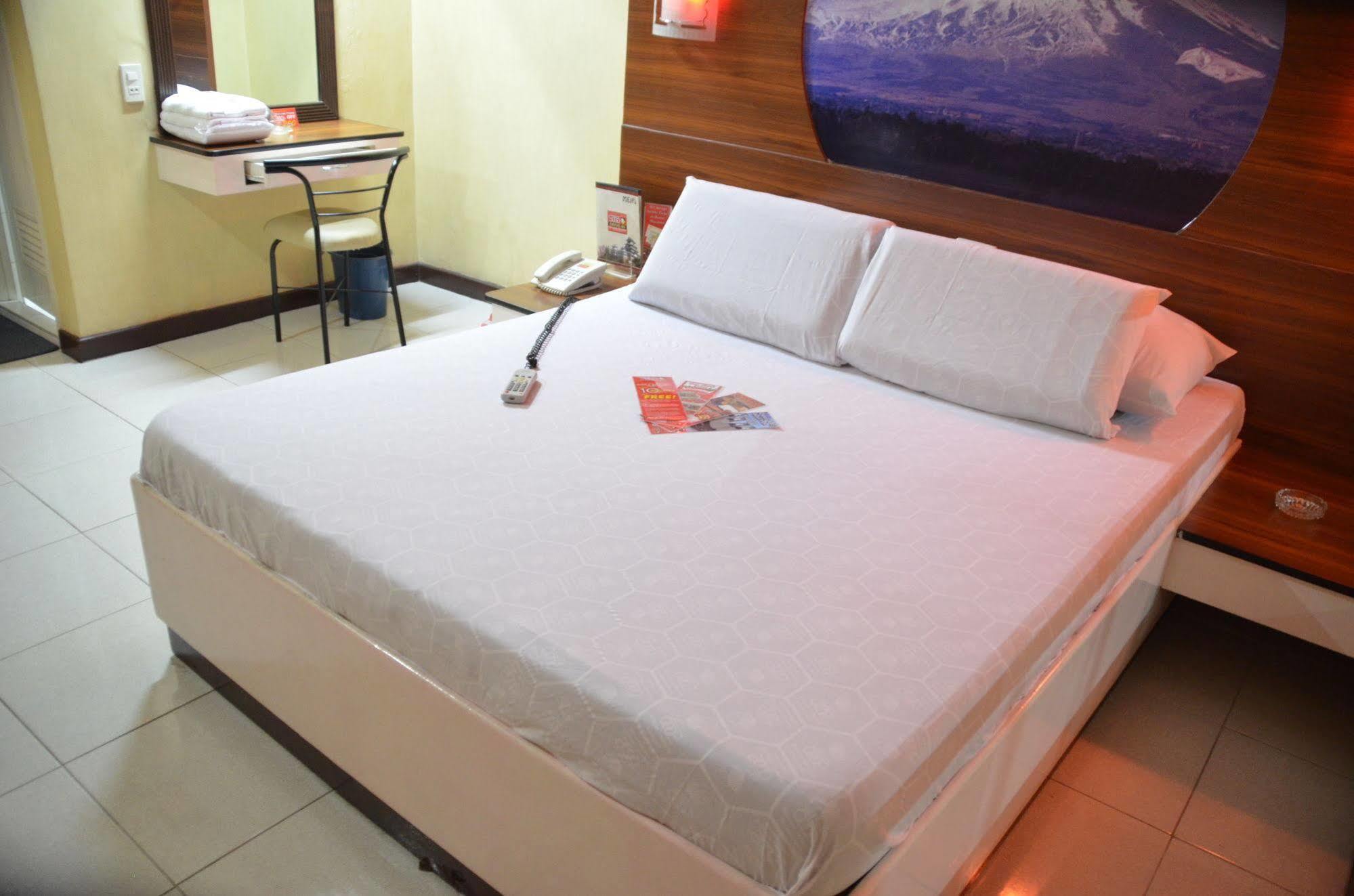 Hotel Sogo Sta Mesa Manila Zewnętrze zdjęcie